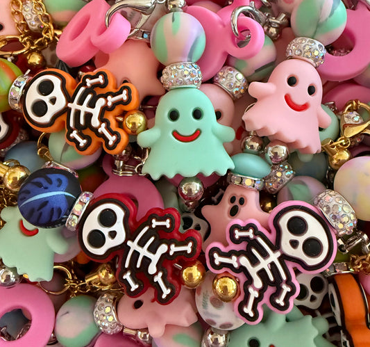 Mystery Halloween Hang Anywhere Dangle