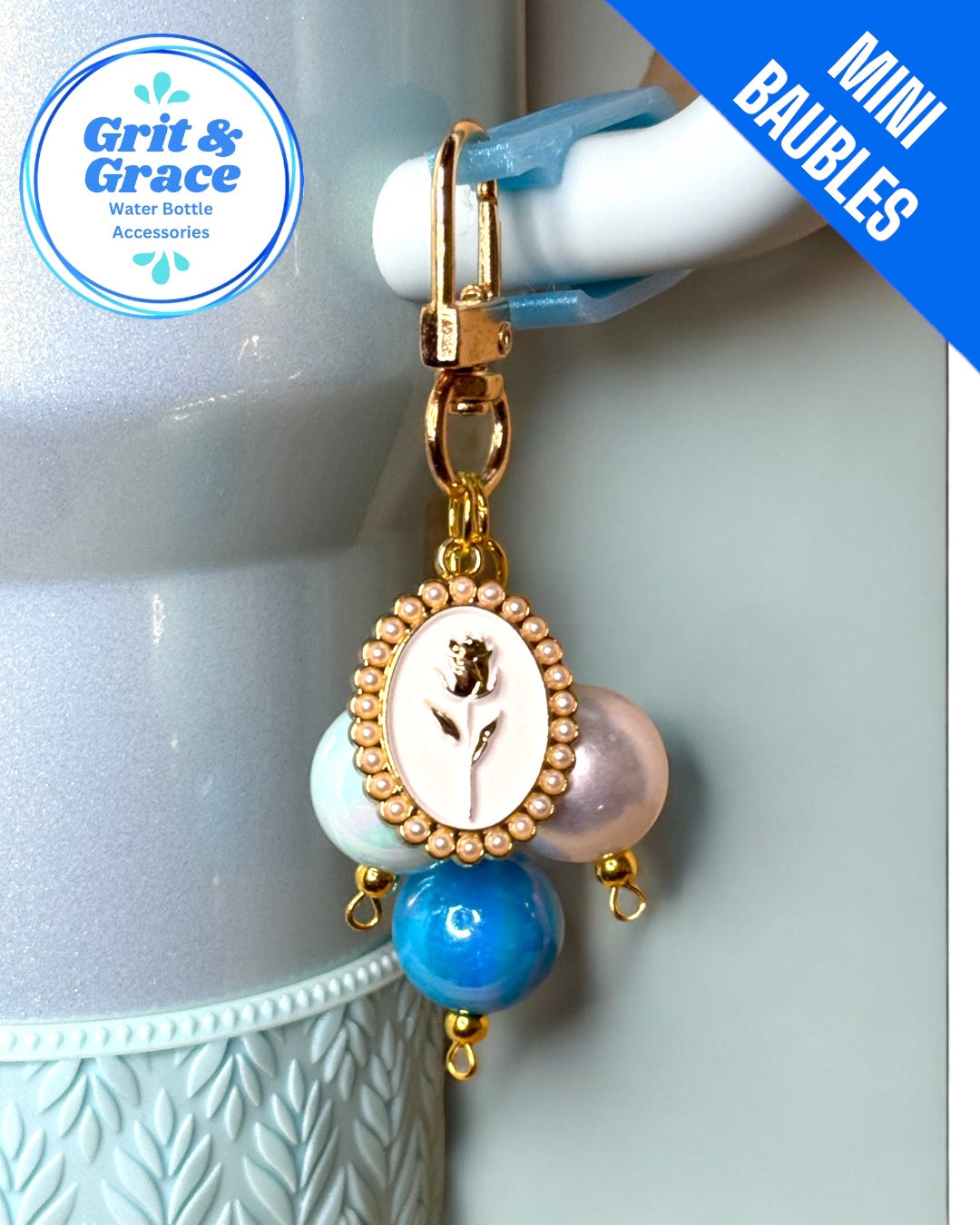 Cinderella 2.0 Mini Straw Bauble