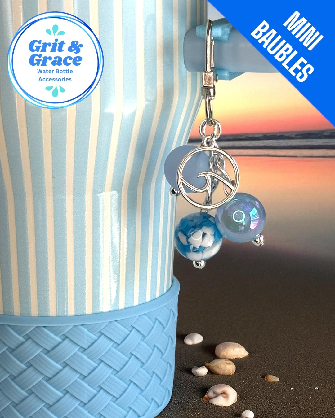 Coastal Wave Mini Straw Bauble