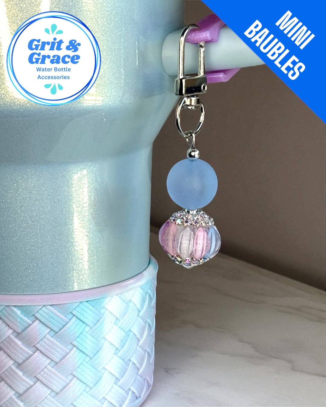 Dawn Mini Straw Bauble