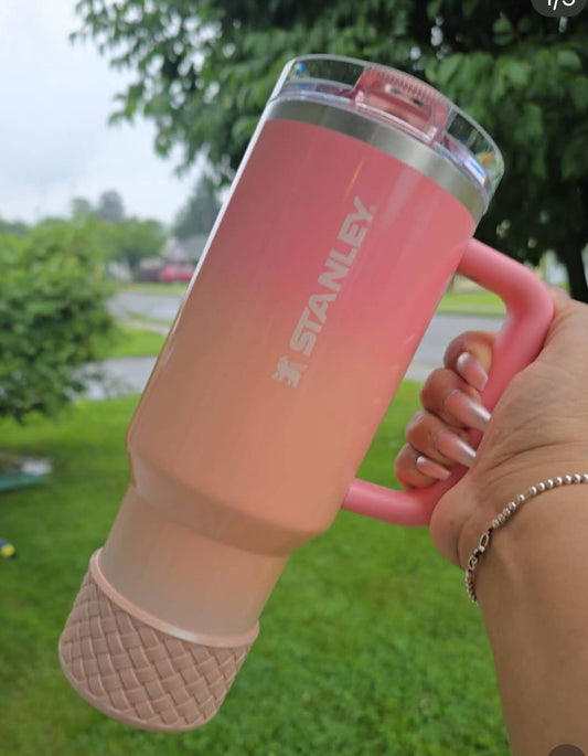 Basketweave Pearlescent Glazed Donut Boot