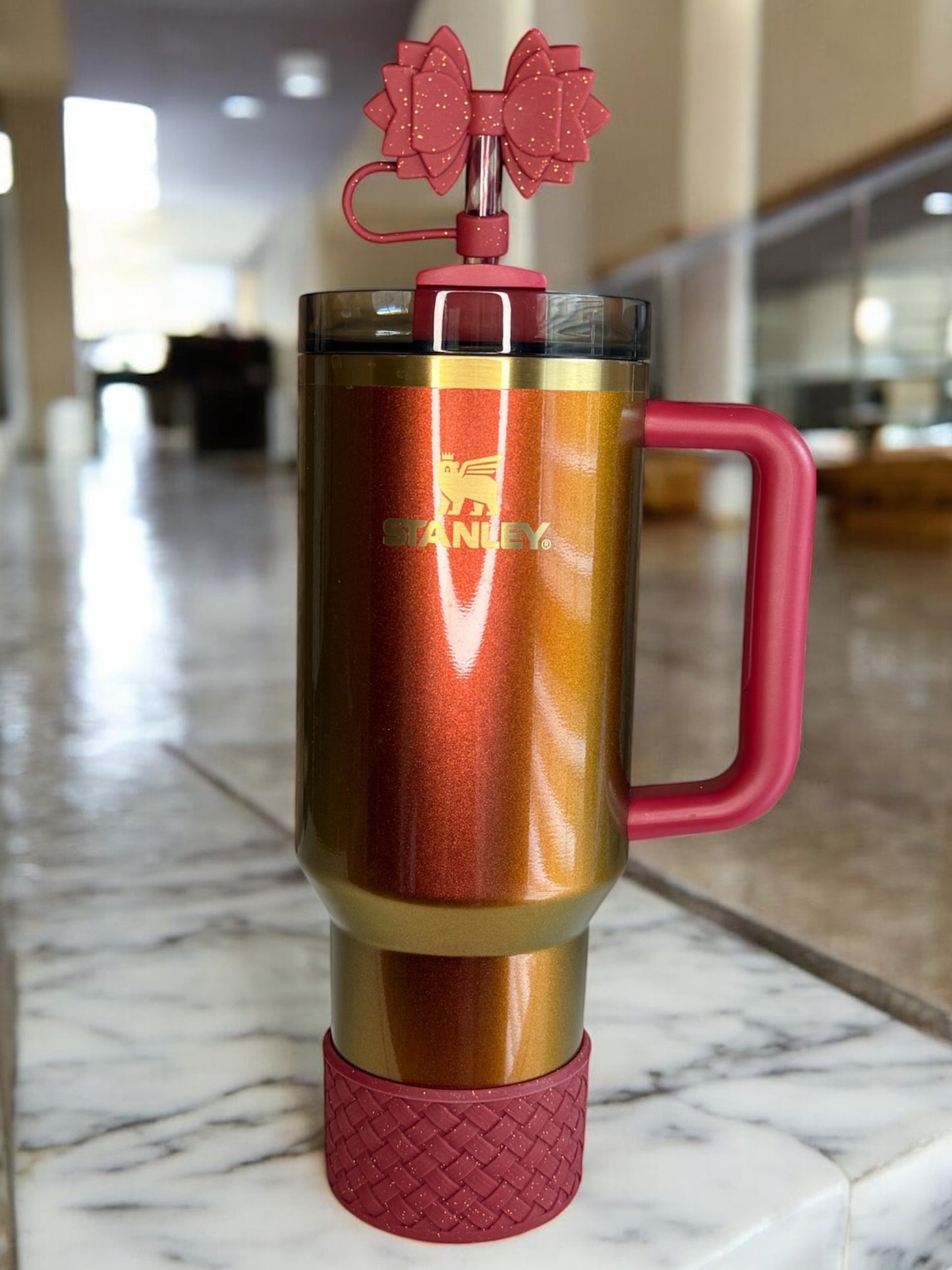 Gracie Maroon Glitter Straw Topper