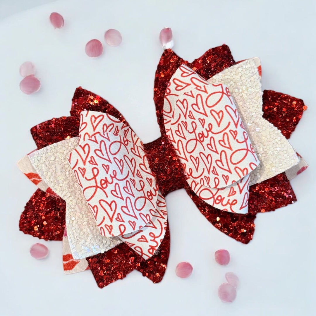 Lipstick Kisses Bow