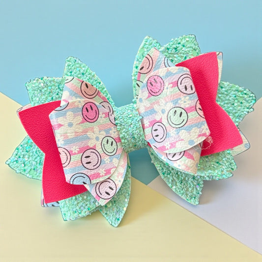 Mint Smiley Bow