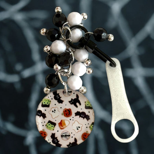 Medallion Spooky Cookies Cup Jewelry