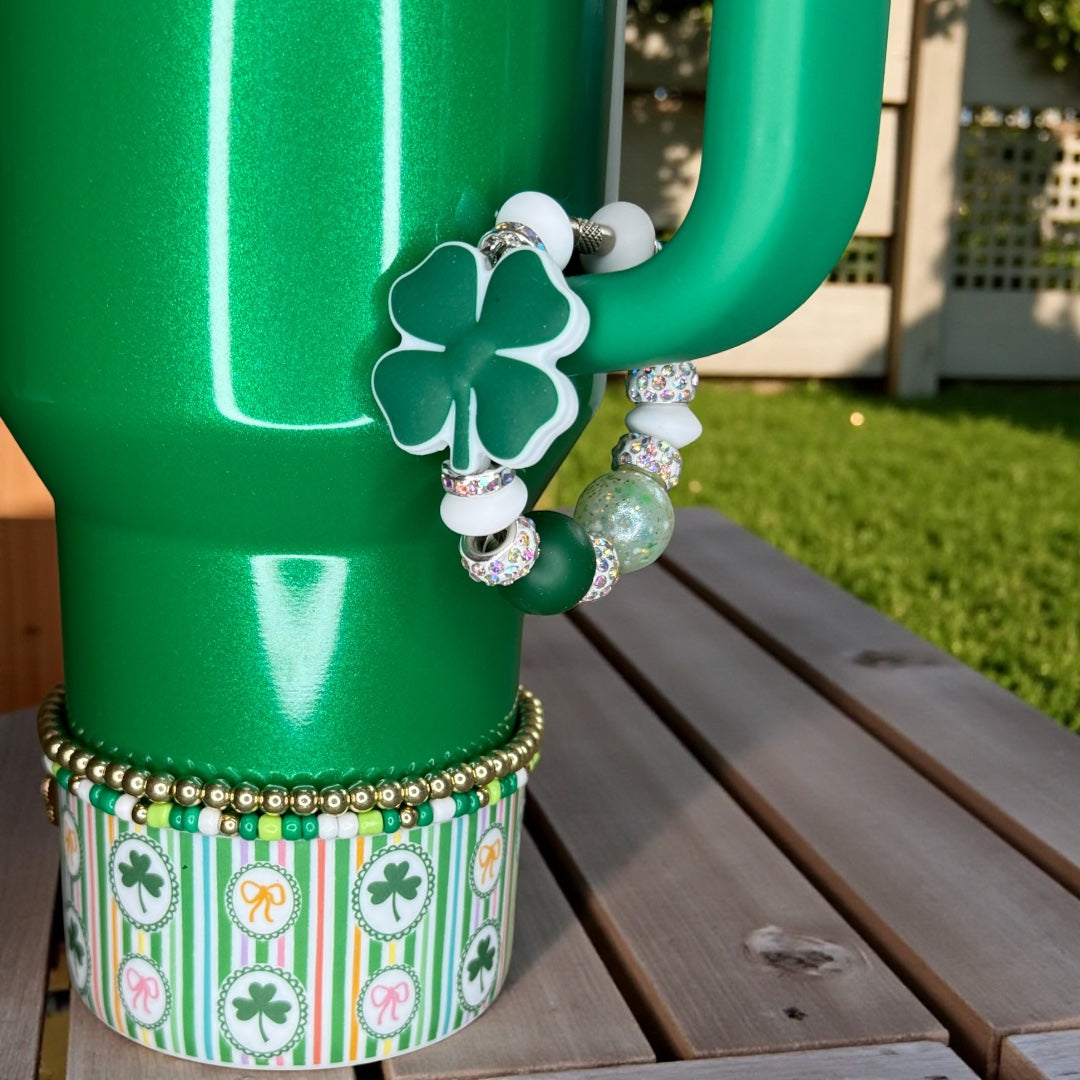 Dark Clover Handle Bracelet