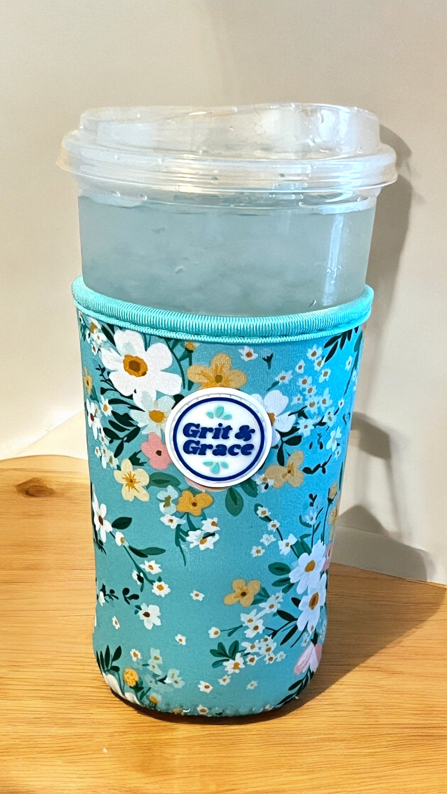 Field of Daisies Iced Coffee Carrier