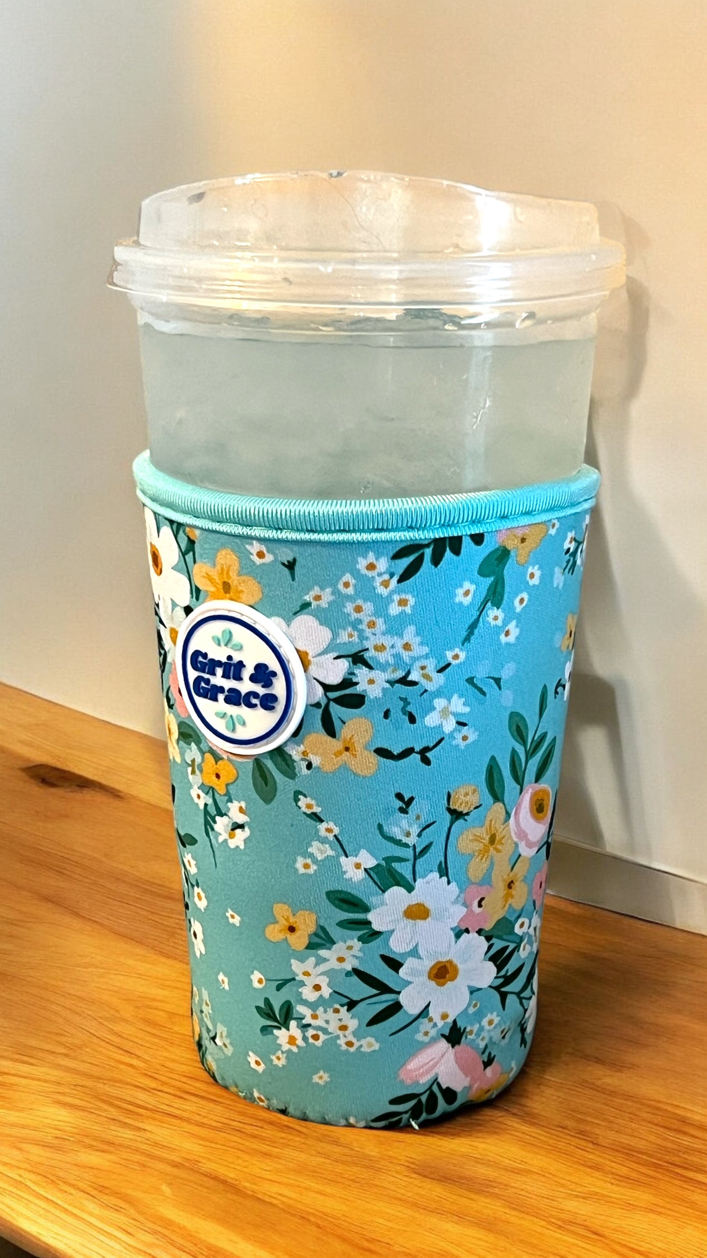 Field of Daisies Iced Coffee Carrier