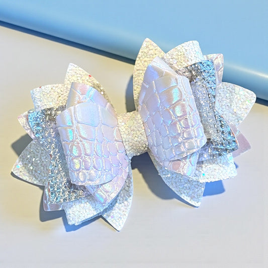 Winter White Alligator Bow