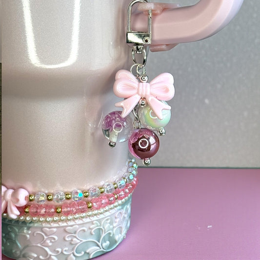 Twisted Grace Mini Straw Bauble