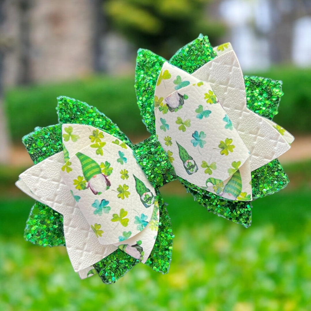 Shamrock Gnomes Bow