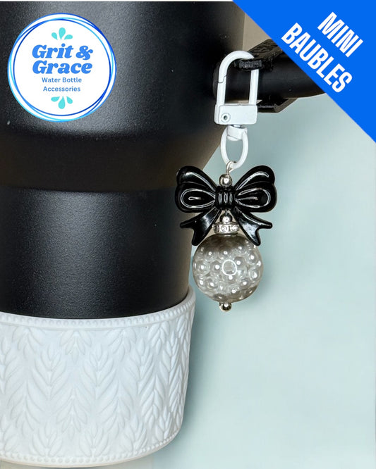 Black & White Pearl Mini Straw Bauble