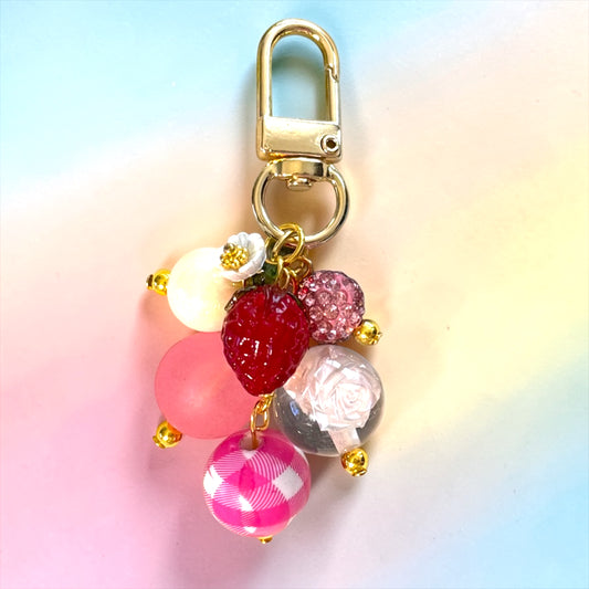 Berry Cute Mini Straw Bauble