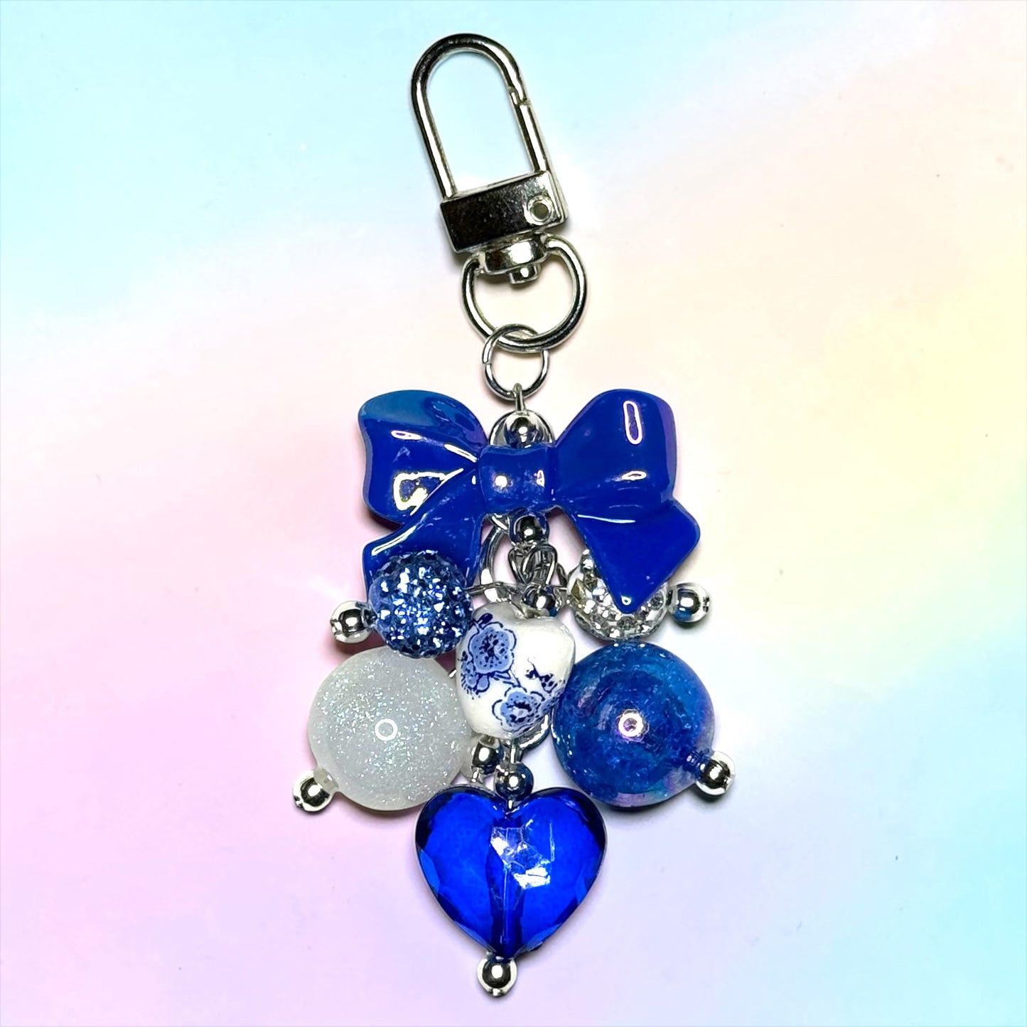 Willow Blue & White Mini Straw Bauble