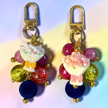 Bouquet Mini Straw Bauble (Choice of One)