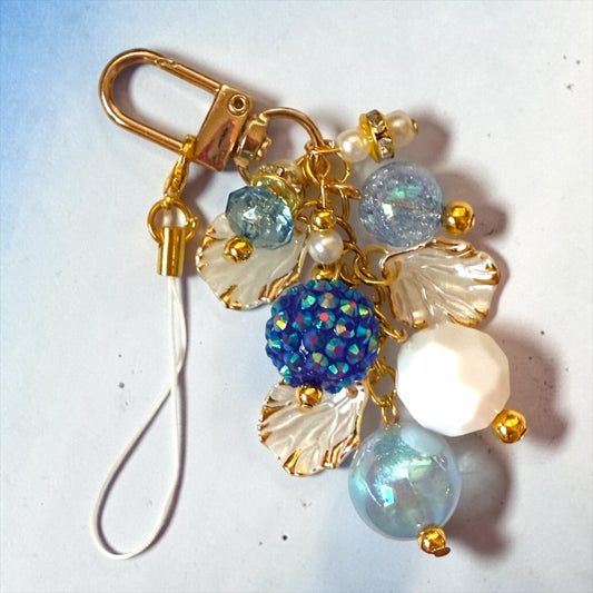 Deluxe Mini Bauble Coastal Shell Charm