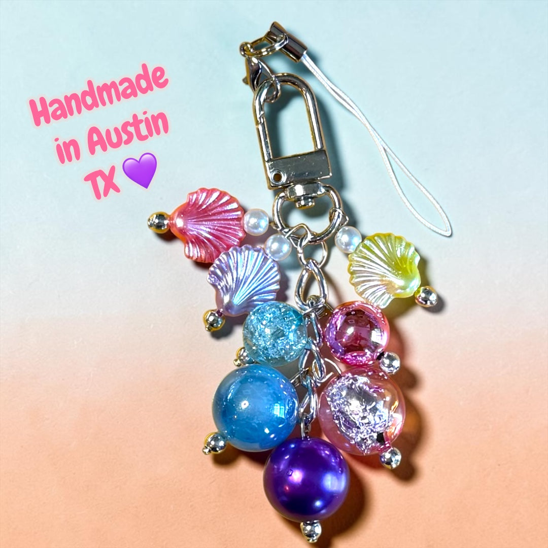 Deluxe Mini Bauble Coquette Shells Charm